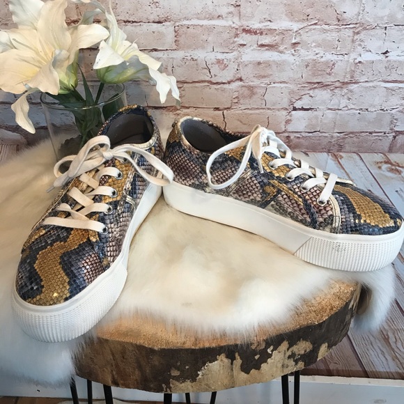 Steve Madden Emmi Platform Sneaker 
